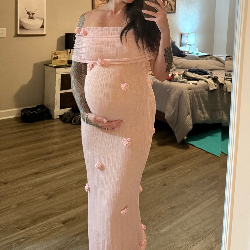 Meshki Blush Pink Off-Shoulder Maternity Dress